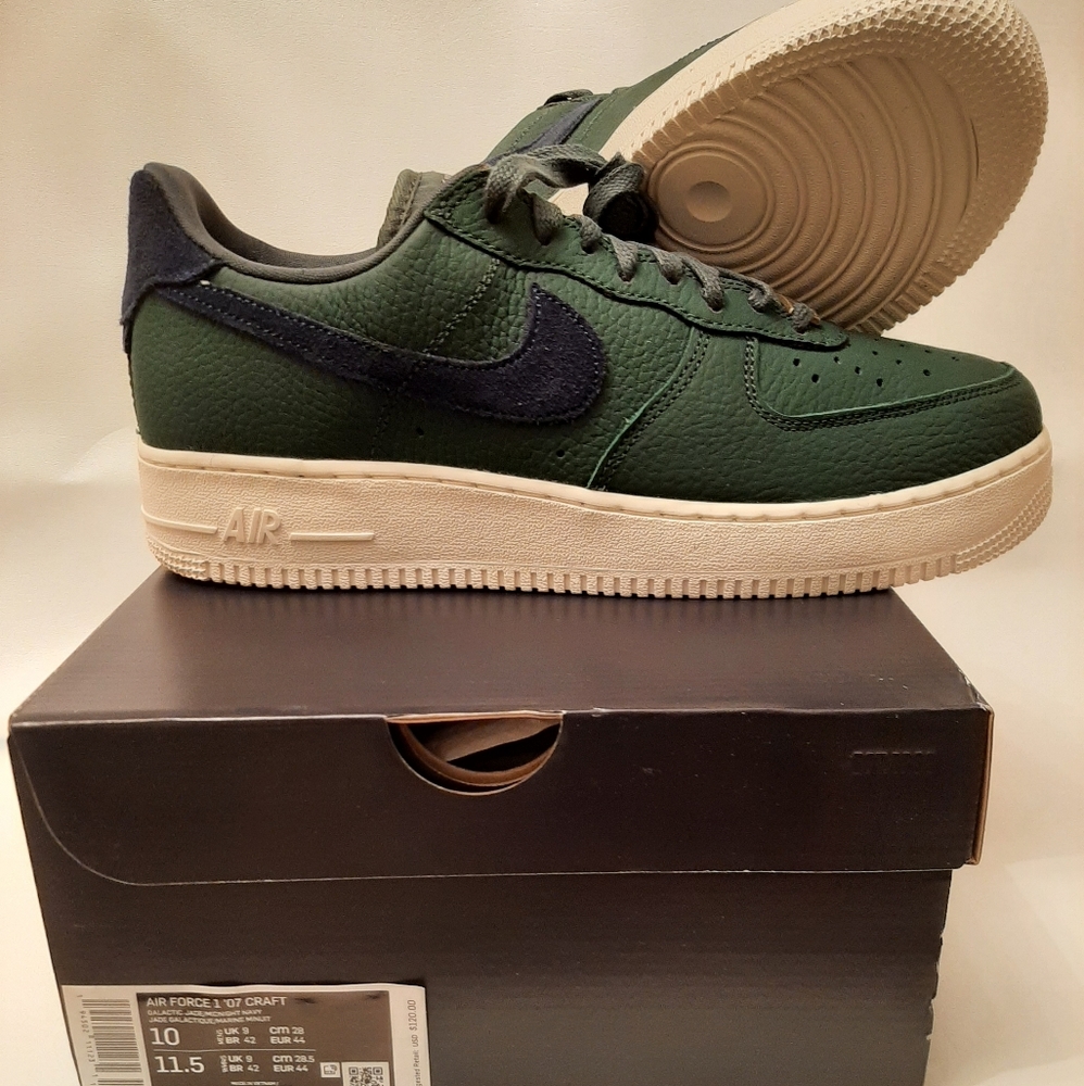 Air Force 1 '07 Craft

Galactic Jade